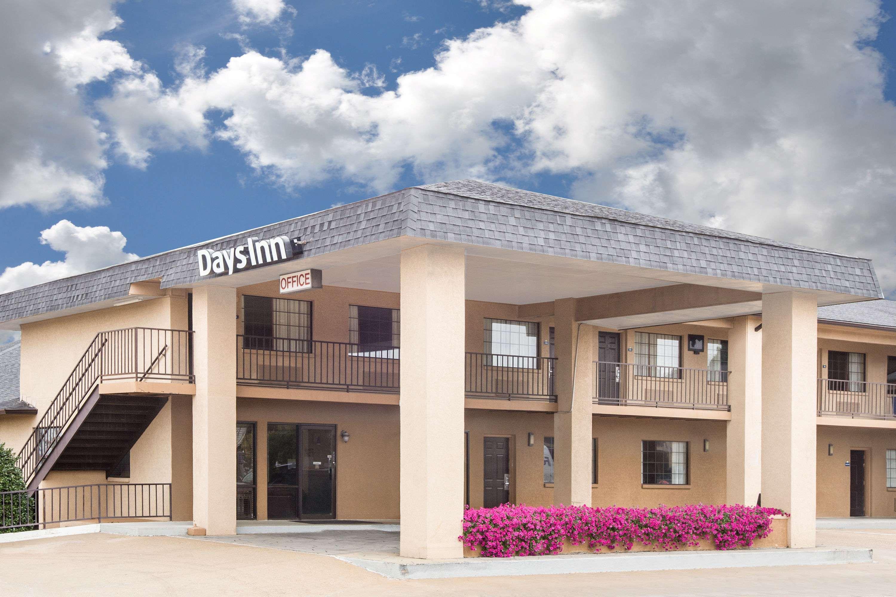 Days Inn By Wyndham Ruston La Zewnętrze zdjęcie