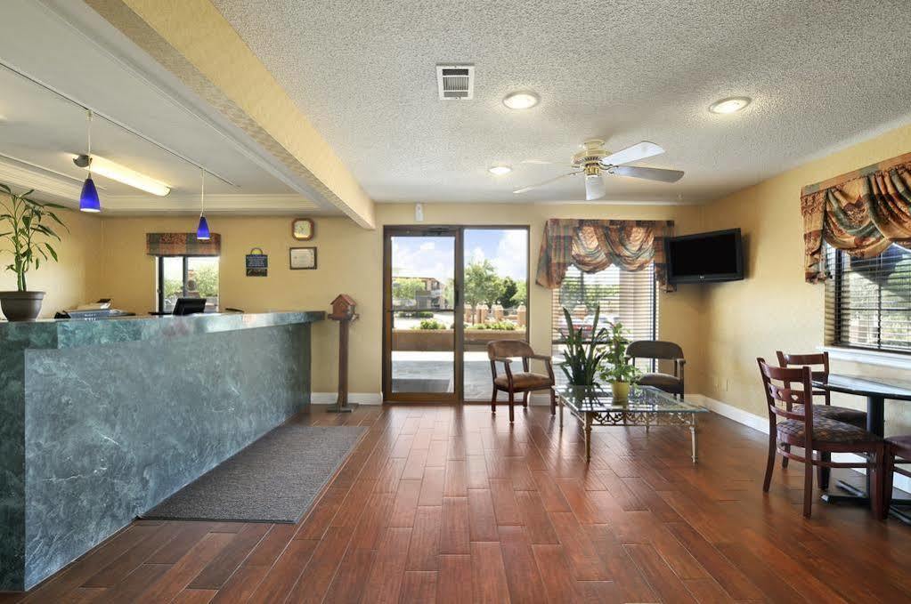 Days Inn By Wyndham Ruston La Zewnętrze zdjęcie